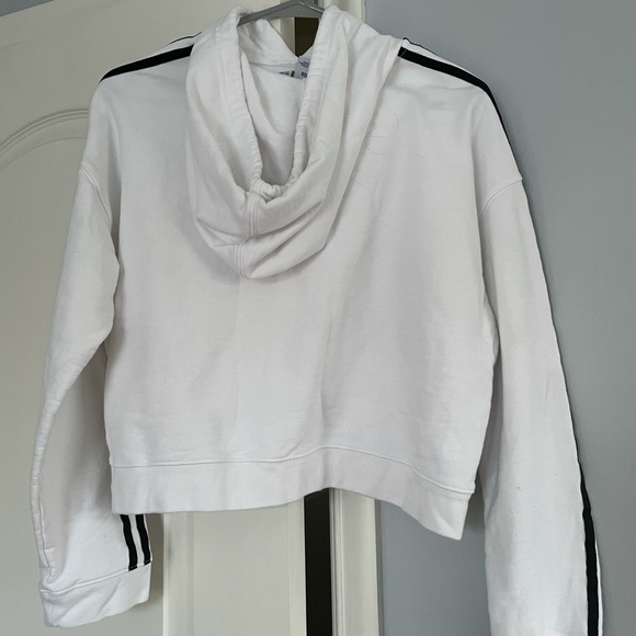 adidas sweatshirt - Picture 2 of 3